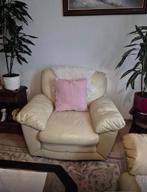 Bankstel,salon tafel,4 stoelen en houte kast, Gebruikt, Ophalen of Verzenden, Vierpersoons of meer, Leer