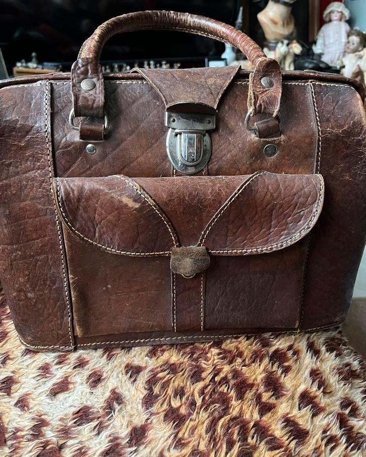 Antieke Bruin Lederen Dokterstas/Koffertje/Tas, Antiek en Kunst, Curiosa en Brocante, Ophalen of Verzenden