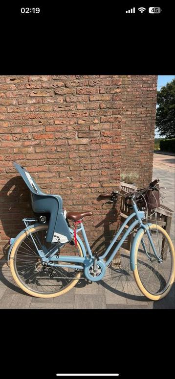 Fiets met Fietsstoeltje Achter - Zo goed als nieuw! beschikbaar voor biedingen