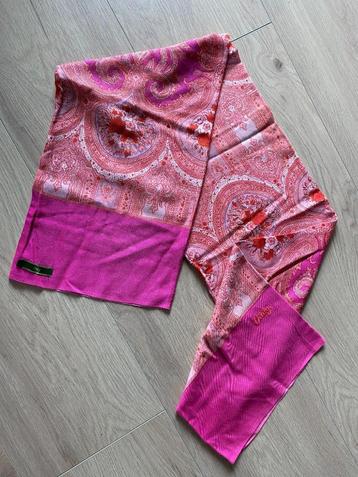 Shawl / Sjaal van OILILY rose tinten beschikbaar voor biedingen