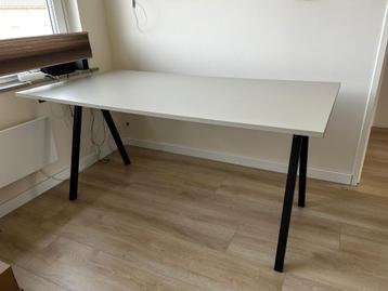 Bureau Ikea model Trolten