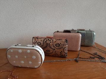 Mooie gelegenheid tasjes van  Beth Jordan, Love Weaves beschikbaar voor biedingen