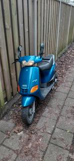 Zip type  1998 50cc 2t, Fietsen en Brommers, Scooters | Piaggio, Ophalen, Zo goed als nieuw, Benzine, Zip