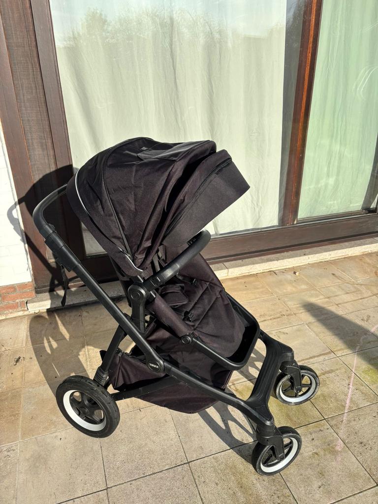 Thule Sleek 2-in-1 Kinderwagen + Accessoires, Zo goed als nieuw, Combiwagen, Met reiswieg, Ophalen
