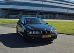 BMW 5-Serie 2.2 I 520 Touring AUT 2002 Zwart  APK sept 2026, Achterwielaandrijving, Zwart, Stationwagon, Particulier