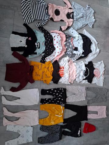 Meisjes kledingpakket, maar 62/68. 32 stuks. beschikbaar voor biedingen