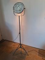 Industriële vloerlamp, Huis en Inrichting, Lampen | Vloerlampen, Ophalen, Gebruikt, Metaal, 150 tot 200 cm
