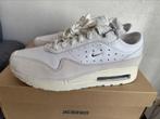 Nike Air Max 1 x Jacquemus - 42,5, Ophalen of Verzenden, Nieuw, Overige kleuren, Nike air max