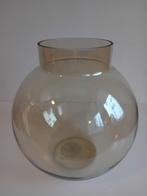 Bloemen vaas - bolvaas - smoked glass, Huis en Inrichting, Woonaccessoires | Vazen, Ophalen, Overige kleuren, Glas, Minder dan 50 cm