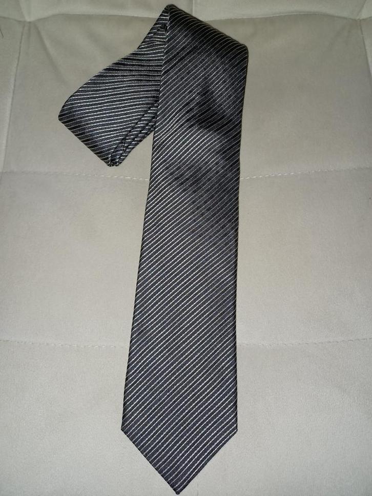 Corneliani zijden stropdas bladbreedte 7,5 cm Made in Italy, Kleding | Heren, Stropdassen, Zo goed als nieuw, Met patroon, Grijs