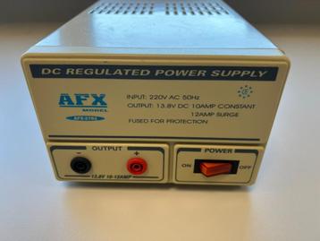 Voeding DC 13.8V 10-12A beschikbaar voor biedingen