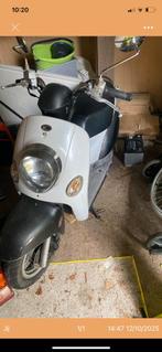 Kymco scooter gratis op te halen, Fietsen en Brommers, Ophalen of Verzenden, Gebruikt, Benzine, Kymco