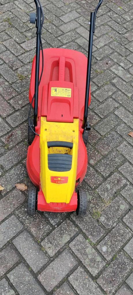 WOLF-Garten A 320 E, Tuin en Terras, Grasmaaiers, Zo goed als nieuw, Elektrische grasmaaier, 30 t/m 39 cm, Cirkelmaaier, Elektrische starter