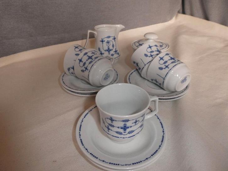 Jlmenau Graf von Henneberg Blau Saks mokka servies, Huis en Inrichting, Keuken | Servies, Gebruikt, Compleet servies, Overige stijlen