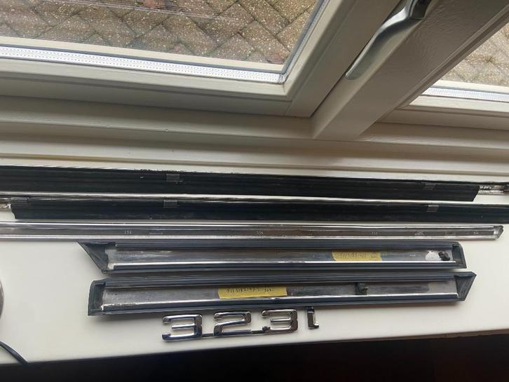 BMW E21 sierlijsten, Auto-onderdelen, Carrosserie en Plaatwerk, Deur, BMW, Gebruikt, Ophalen of Verzenden
