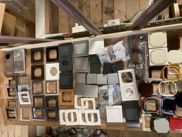 Diverse merten design series nieuw en gebruikt zie foto’s  beschikbaar voor biedingen
