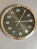 Klok Karlsson - Stijlvolle Wandklok, Huis en Inrichting, Woonaccessoires | Klokken, Ophalen, Gebruikt, Analoog, Wandklok