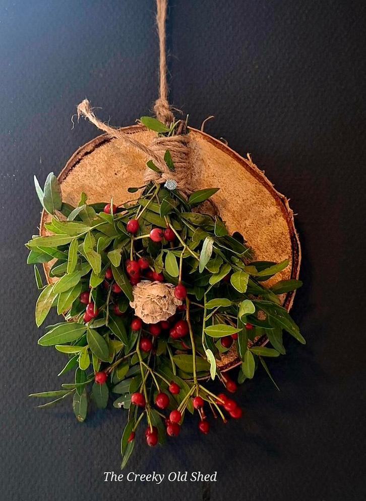 Mini Toefje Pistache & Rozenbottel op Houten Schijf, Huis en Inrichting, Woonaccessoires | Wanddecoraties, Ophalen of Verzenden