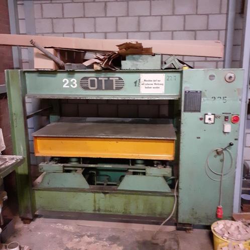 Ott fineerpers ruim 60 ton, Doe-het-zelf en Verbouw, Gereedschap | Overige machines, Gebruikt, Ophalen