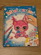 Minimoomi Stickerboek, Boeken, Kinderboeken | Baby's en Peuters, Ophalen of Verzenden, Zo goed als nieuw, Minimoomi, Uitklap-, Voel- of Ontdekboek