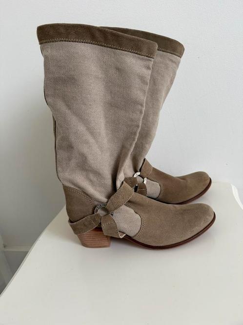 IKKS linnen/suède  cowboylaarzen 41, Kleding | Dames, Schoenen, Zo goed als nieuw, Hoge laarzen, Beige, Verzenden