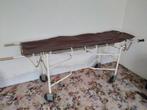 Brancard met onderstel. Zeer oud., Ophalen