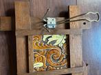 Vintage Houten Kapstok met Tegels, Huis en Inrichting, Ophalen, Gebruikt, Hout, Wandkapstok