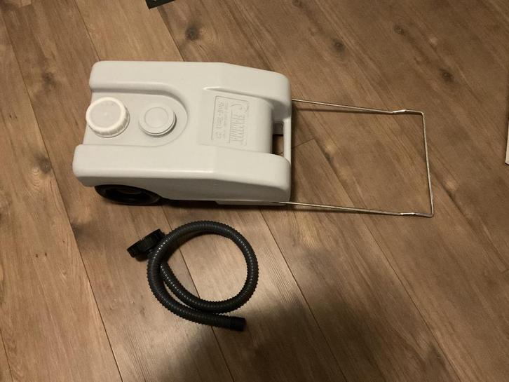 Afvalwatertank Fiamma, zgan, voor gebruik onder caravan, Caravans en Kamperen, Caravan accessoires, Zo goed als nieuw, Ophalen
