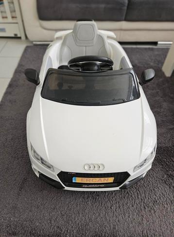 Elektrische Audi TT RS kind beschikbaar voor biedingen