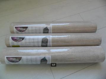 3 rollen beige vliesbehang Decomode Concrete zand vr 30 euro beschikbaar voor biedingen