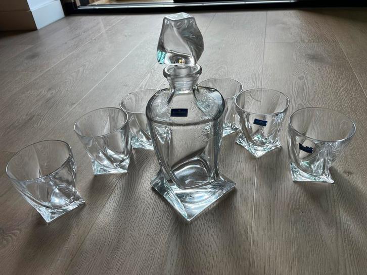 Whiskeykaraf kristal met 6 kristallen glazen, Verzamelen, Glas en Borrelglaasjes, Zo goed als nieuw, Overige typen, Ophalen