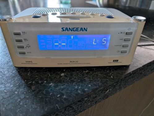 Wekkerradio Sangean RCR-22, Witgoed en Apparatuur, Wekkers, Gebruikt, Digitaal, Ophalen of Verzenden