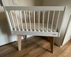 Kidsmill Sixties Wieg - Mat Wit/Eiken - met matras, Ophalen, Zo goed als nieuw, Wieg