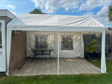 Bois Le Duc tent beschikbaar voor biedingen