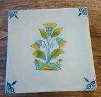Antieke jaren 30 tegel met bloemmotief, Antiek en Kunst, Ophalen of Verzenden