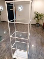 Witte vitrine kast (vittsjö), Huis en Inrichting, Ophalen, Met plank(en), 50 tot 100 cm, Zo goed als nieuw