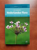 Veldgids Nederlandse Flora, Boeken, Natuur, Bloemen, Planten en Bomen, Zo goed als nieuw, Henk Eggelte, Ophalen of Verzenden
