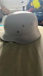 net na oorlogse brandweer helm midde restouratie, Ophalen of Verzenden, Landmacht, Nederland, Helm of Baret