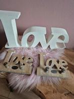 Riverdale woord LOVE + 2 love haakjes # babykamer, Huis en Inrichting, Ophalen of Verzenden, Zo goed als nieuw