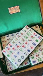Mahjong Set and Mat, Hobby en Vrije tijd, Gezelschapsspellen | Bordspellen, Drie of vier spelers, Ophalen of Verzenden, Zo goed als nieuw