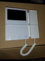 Comelit 6701W intercom met kleurenscherm nog 2 stuks, Ophalen of Verzenden, Zo goed als nieuw, Bedraad