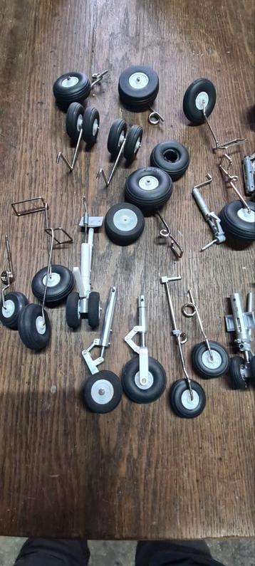 RC Vliegtuig Landingsgestellen & Wielen beschikbaar voor biedingen
