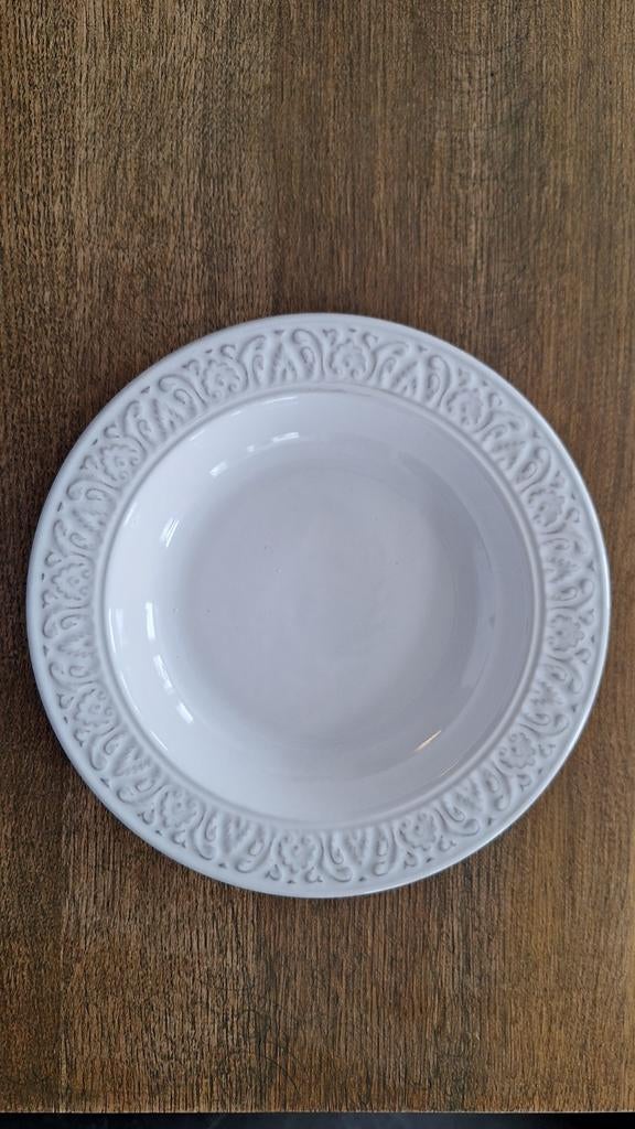 GEZOCHT: borden uit deze servieslijn van Zara/ Mango home, Ophalen of Verzenden, Porselein, Overige stijlen, Bord(en)