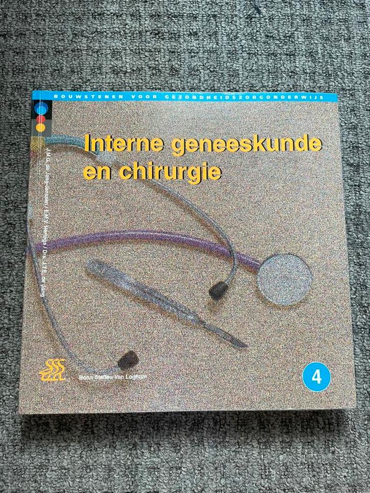 E.M.V. Hertogs - Interne geneeskunde en chirurgie, Boeken, Wetenschap, Zo goed als nieuw, Ophalen of Verzenden