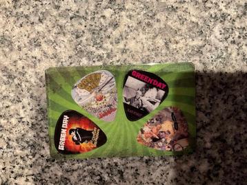 4 uitneembare plectrums van Greenday nr 2 beschikbaar voor biedingen