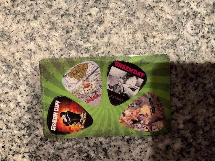 4 uitneembare plectrums van Greenday nr 2, Verzamelen, Muziek, Artiesten en Beroemdheden, Nieuw, Foto of Kaart, Ophalen of Verzenden