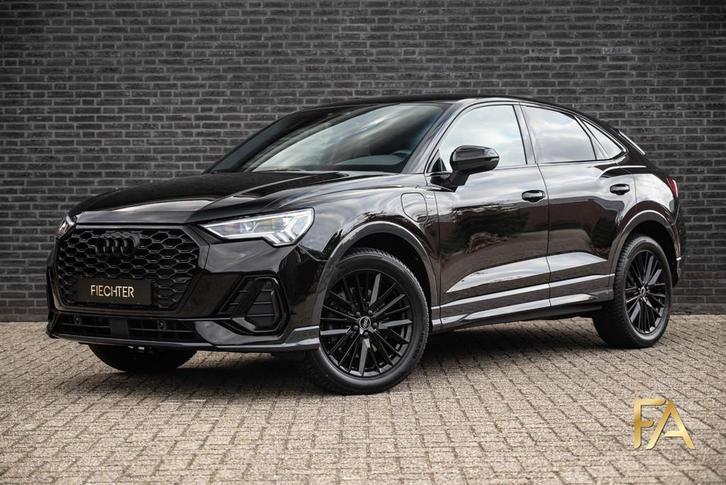 Audi Q3 Sportback 45 TFSI e S Edition MatrixLED|Sfeer|FullBl, Auto's, Audi, Bedrijf, Te koop, Q3, ABS, Achteruitrijcamera, Airbags