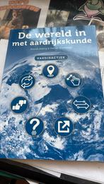 Anouk Adang - De wereld in met aardrijkskunde, Ophalen of Verzenden, Zo goed als nieuw, Anouk Adang; Marian Blankman