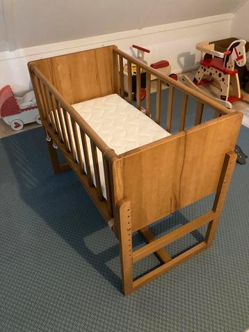 Petit amelie co sleeper walnoot beschikbaar voor biedingen