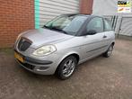 Lancia Ypsilon 1.2 Argento 3-deurs Airco Bj:2006 NAP!, Auto's, Lancia, Voorwielaandrijving, Elektrische ramen, Gebruikt, Origineel Nederlands